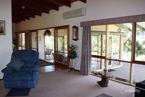 1 Highview Rise, Metung, VIC 3904