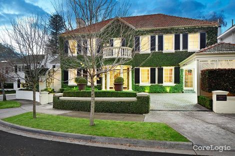 Property photo of 14 St Georges Court Toorak VIC 3142