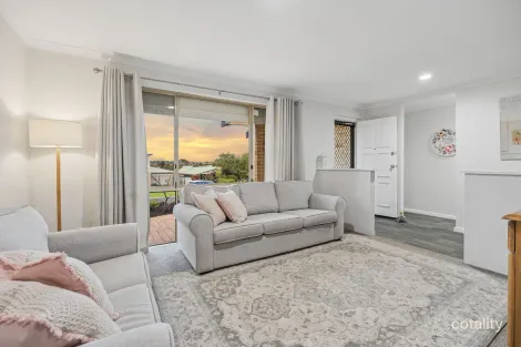 Property photo of 5 Banfield Grove Clarkson WA 6030