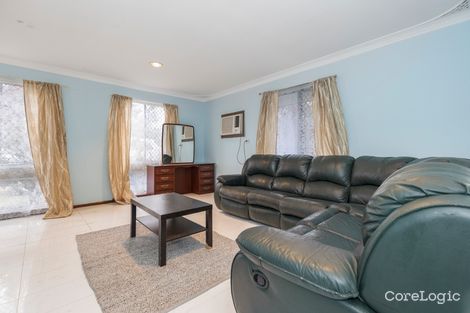 Property photo of 35 Hilton Crescent Maddington WA 6109