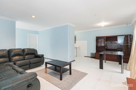 Property photo of 35 Hilton Crescent Maddington WA 6109