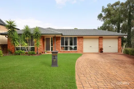 Property photo of 2 Fraser Place Mount Annan NSW 2567