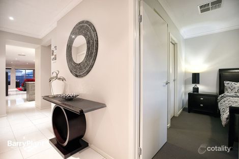 Property photo of 176 Newbury Boulevard Craigieburn VIC 3064