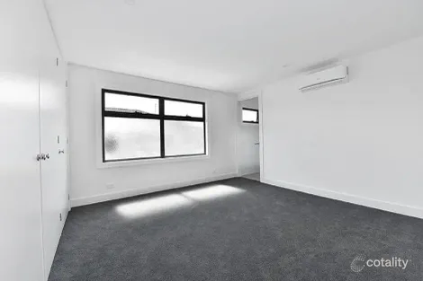 Property photo of 2B Montreal Street Bentleigh VIC 3204