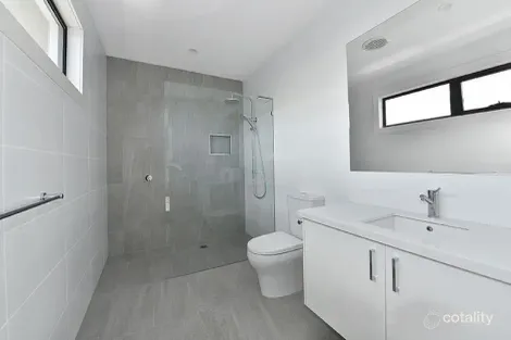 Property photo of 2B Montreal Street Bentleigh VIC 3204