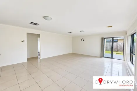 Property photo of 19 Mulloway Drive Point Cook VIC 3030