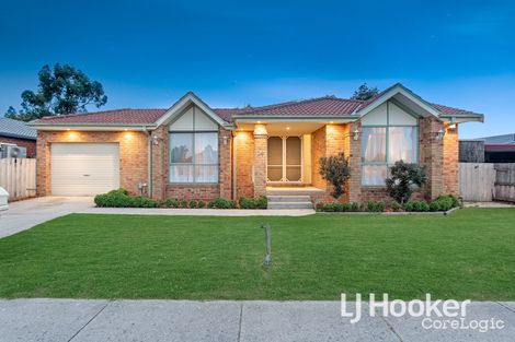 Property photo of 24 Baringa Park Drive Narre Warren South VIC 3805