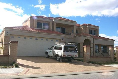 2 La Salle Rd, Alexander Heights, WA 6064