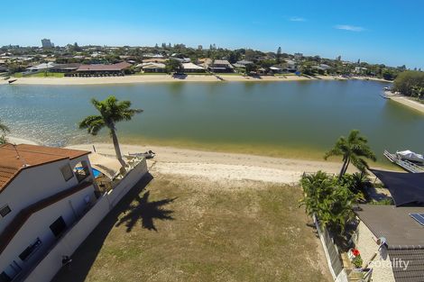 226 Mallawa Dr, Palm Beach, QLD 4221