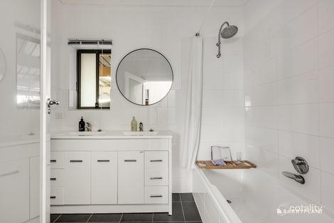 Property photo of 43 Barnes Avenue Magill SA 5072