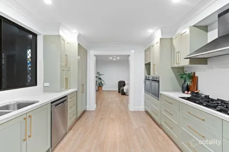 Property photo of 637 Main Road Wellington Point QLD 4160