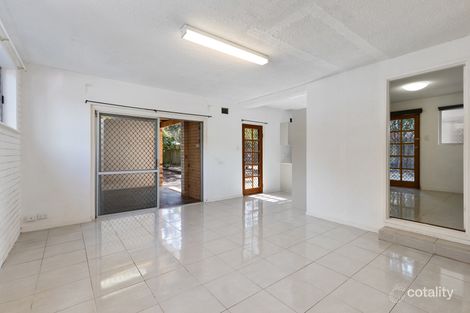 3/13 Tomewin St, Currumbin, QLD 4223