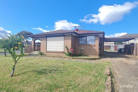 Property photo of 1 Abbott Close Edensor Park NSW 2176