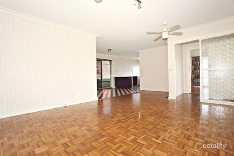 Property photo of 6 Cranbourne Drive Cranbourne VIC 3977