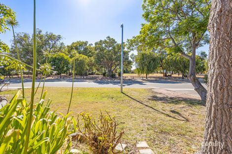 Property photo of 3 Bredgar Way Marangaroo WA 6064