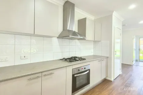 Property photo of 22 Casino Parade Point Cook VIC 3030