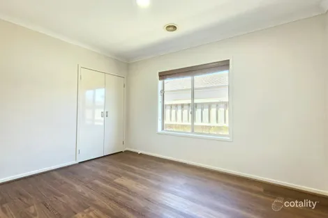 Property photo of 22 Casino Parade Point Cook VIC 3030