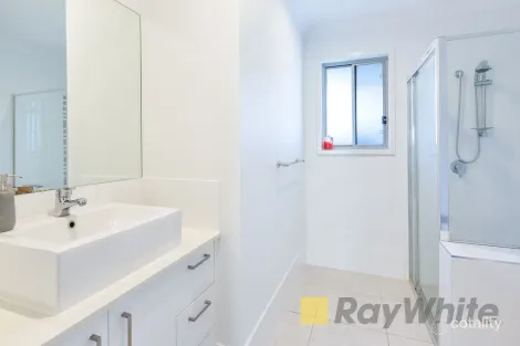 Property photo of 11 San Gabriel Crescent Upper Coomera QLD 4209