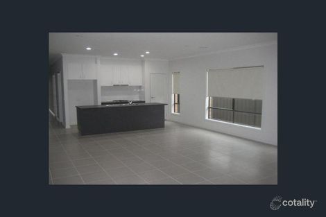 Property photo of 15 Risdon Chase Wollert VIC 3750