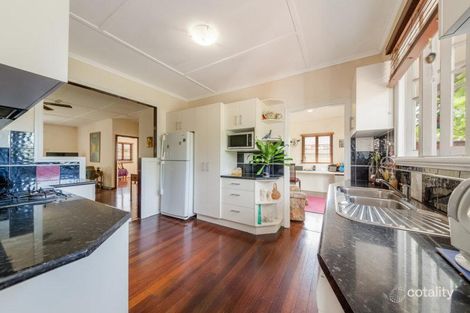 Property photo of 396 Oxley Avenue Redcliffe QLD 4020