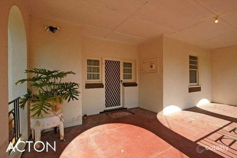 Property photo of 5 Dumbarton Crescent Menora WA 6050