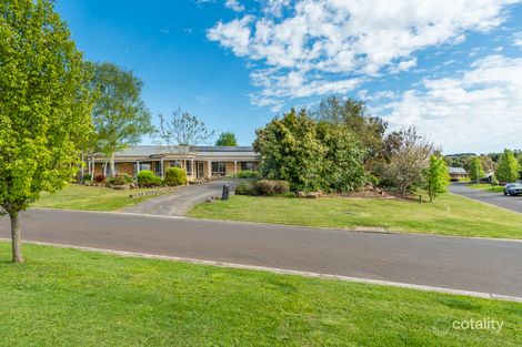 1 Larissa Cl, Romsey, VIC 3434