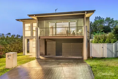 Property photo of 21 Silver Dawn Crescent Oxenford QLD 4210