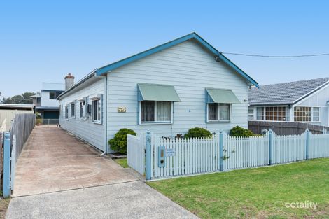 33 Oakland Ave, The Entrance, NSW 2261