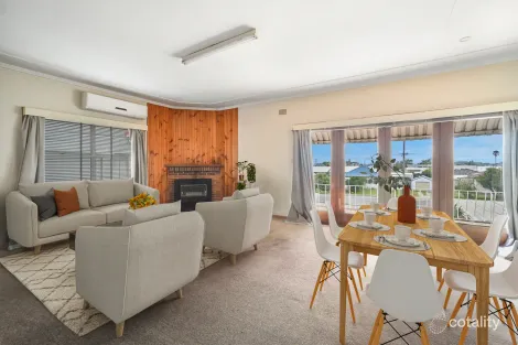 Property photo of 831 Pacific Highway Belmont South NSW 2280