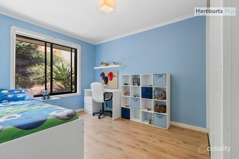 Property photo of 10 Skipper Close Hallett Cove SA 5158