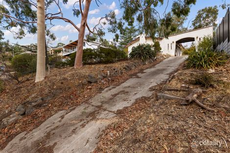 60 Hillcrest Dr, Eden Hills, SA 5050