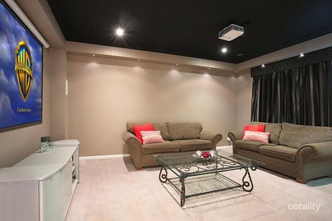 Property photo of 13 Nash Grove Doreen VIC 3754