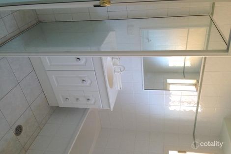 Property photo of 2B Fonte Place Griffith NSW 2680