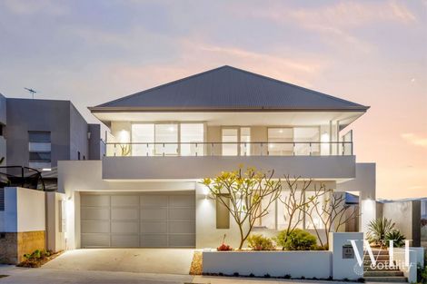 Property photo of 41 Newark Turn North Coogee WA 6163