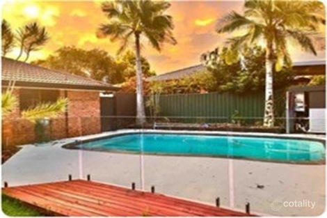 Property photo of 9 Horsham Place Helensvale QLD 4212