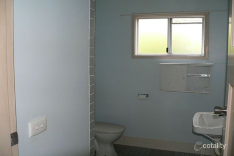 Property photo of 2/93 Ruby Street Emerald QLD 4720