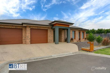 Property photo of 2 Penguin Place Bittern VIC 3918