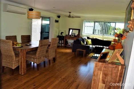 Property photo of 4 Doctor Street Burnett Heads QLD 4670