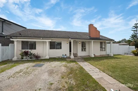 43 Barry St, Seaford, VIC 3198