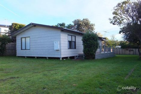 Property photo of 32 Palm Beach Avenue Cape Woolamai VIC 3925