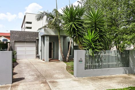 5 Government Rd, Essendon, VIC 3040