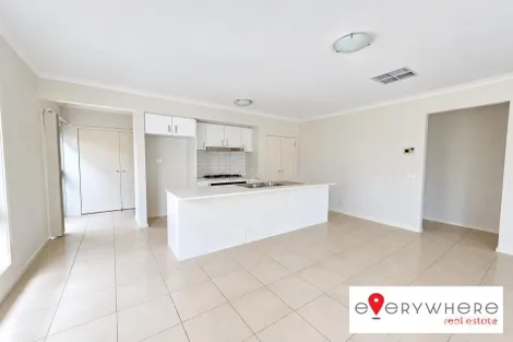 Property photo of 19 Mulloway Drive Point Cook VIC 3030