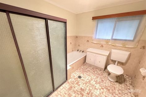 Property photo of 10 Merrigal Street Griffith NSW 2680