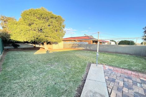 Property photo of 10 Merrigal Street Griffith NSW 2680