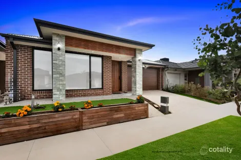 Property photo of 10 Canter Road Tarneit VIC 3029