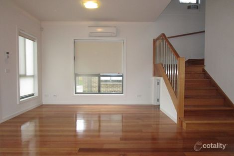 Property photo of 2/451 Gaffney Street Pascoe Vale VIC 3044