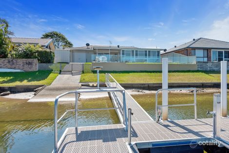 Property photo of 16 Laguna Place Port Macquarie NSW 2444