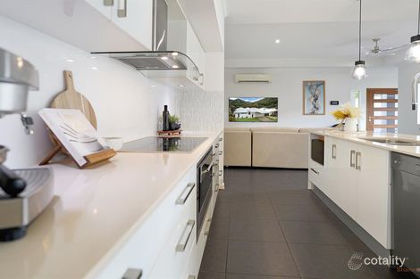 Property photo of 8 Davidson Close Redlynch QLD 4870