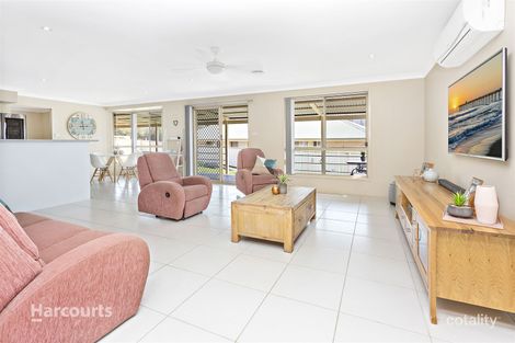 Property photo of 10 Mood Circuit Albion Park NSW 2527