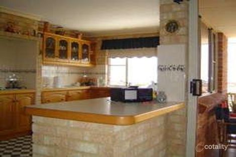 Property photo of 9 Albatross Close Halls Head WA 6210